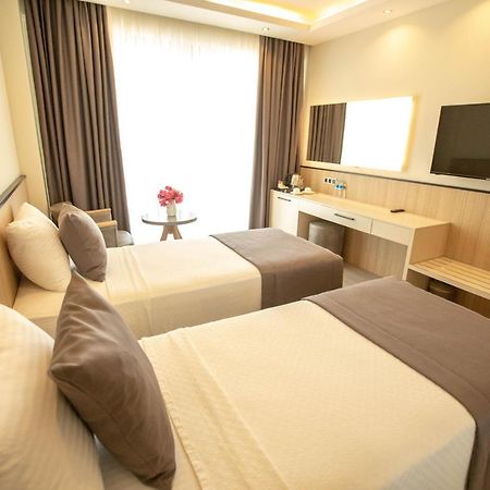 Polaris Otel & Beach Club Mersin  Buitenkant foto