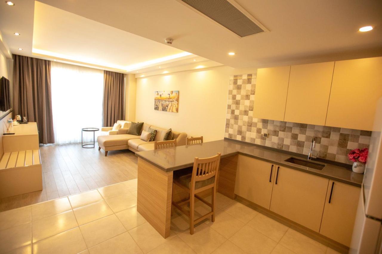 Polaris Otel & Beach Club Mersin  Buitenkant foto